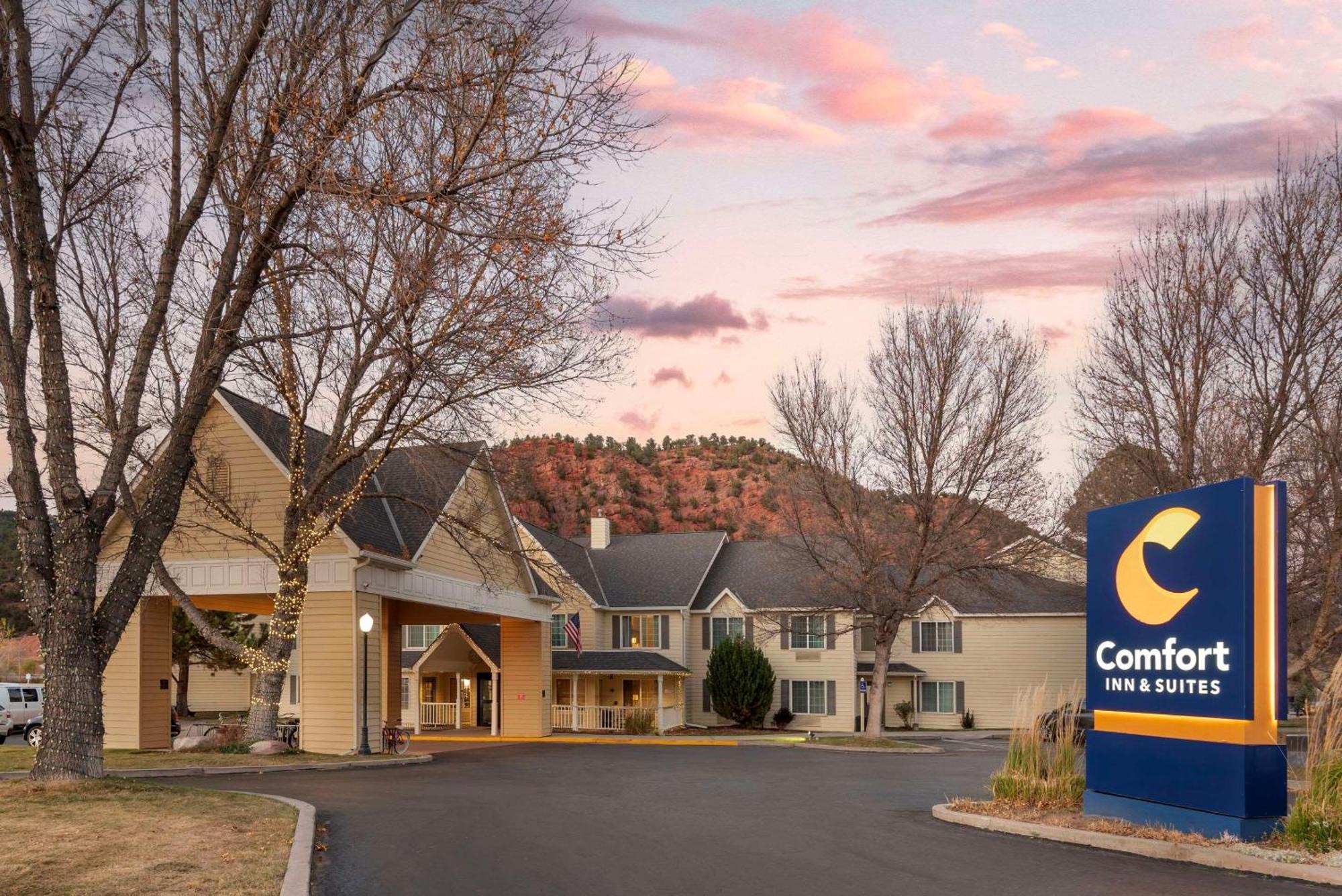Comfort Inn & Suites Carbondale On The Roaring Fork Экстерьер фото